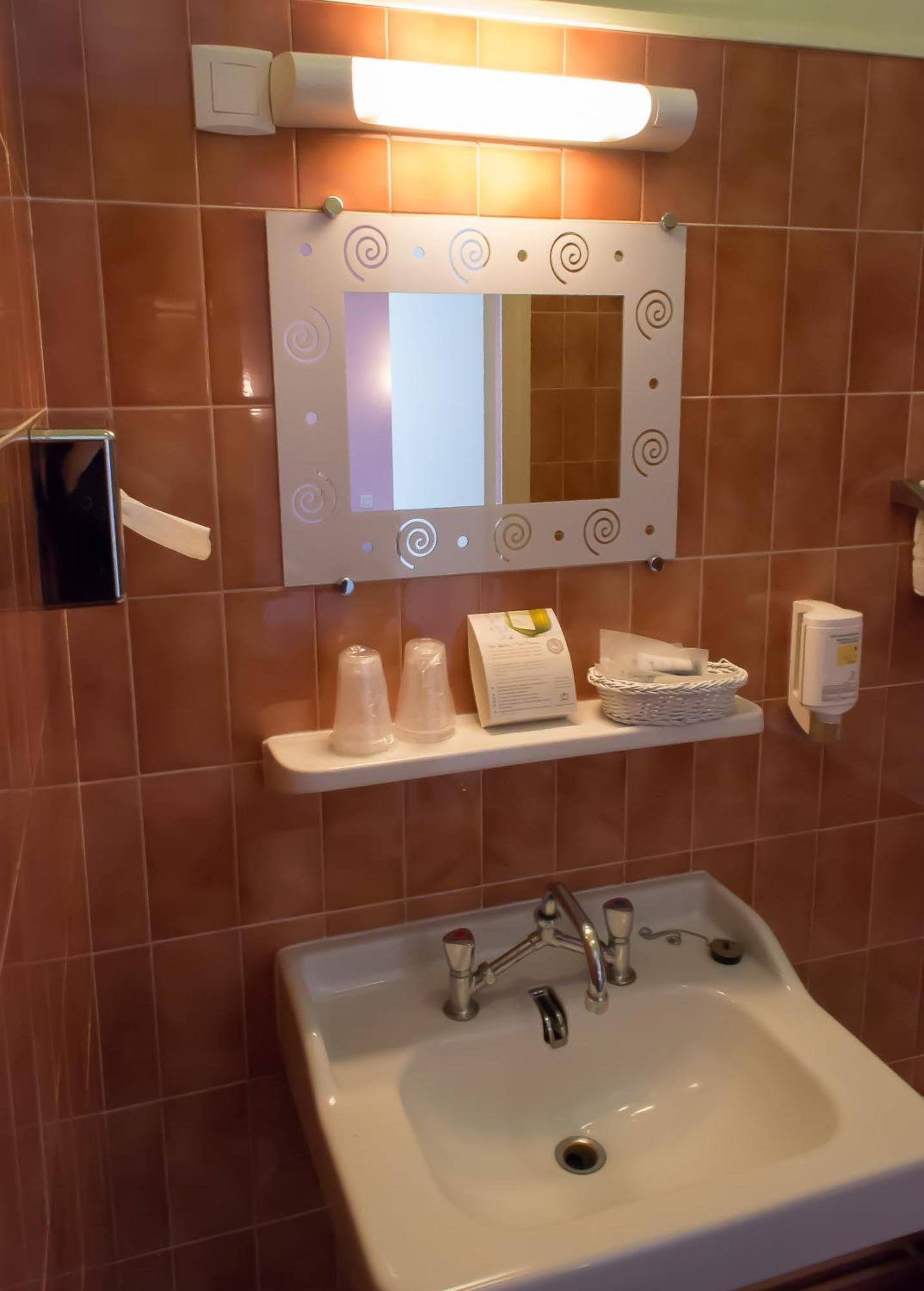 La Tete Noire Otel Montrichard Dış mekan fotoğraf