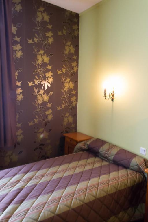 La Tete Noire Otel Montrichard Dış mekan fotoğraf